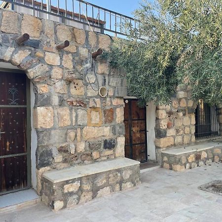 Heritige Inn Jordan Al-Qasr Bagian luar foto
