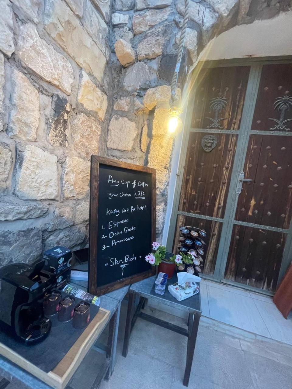 Heritige Inn Jordan Al-Qasr Bagian luar foto