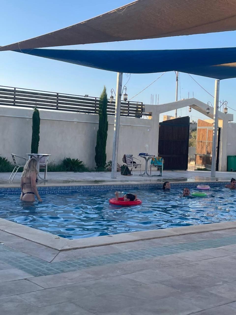 Heritige Inn Jordan Al-Qasr Bagian luar foto
