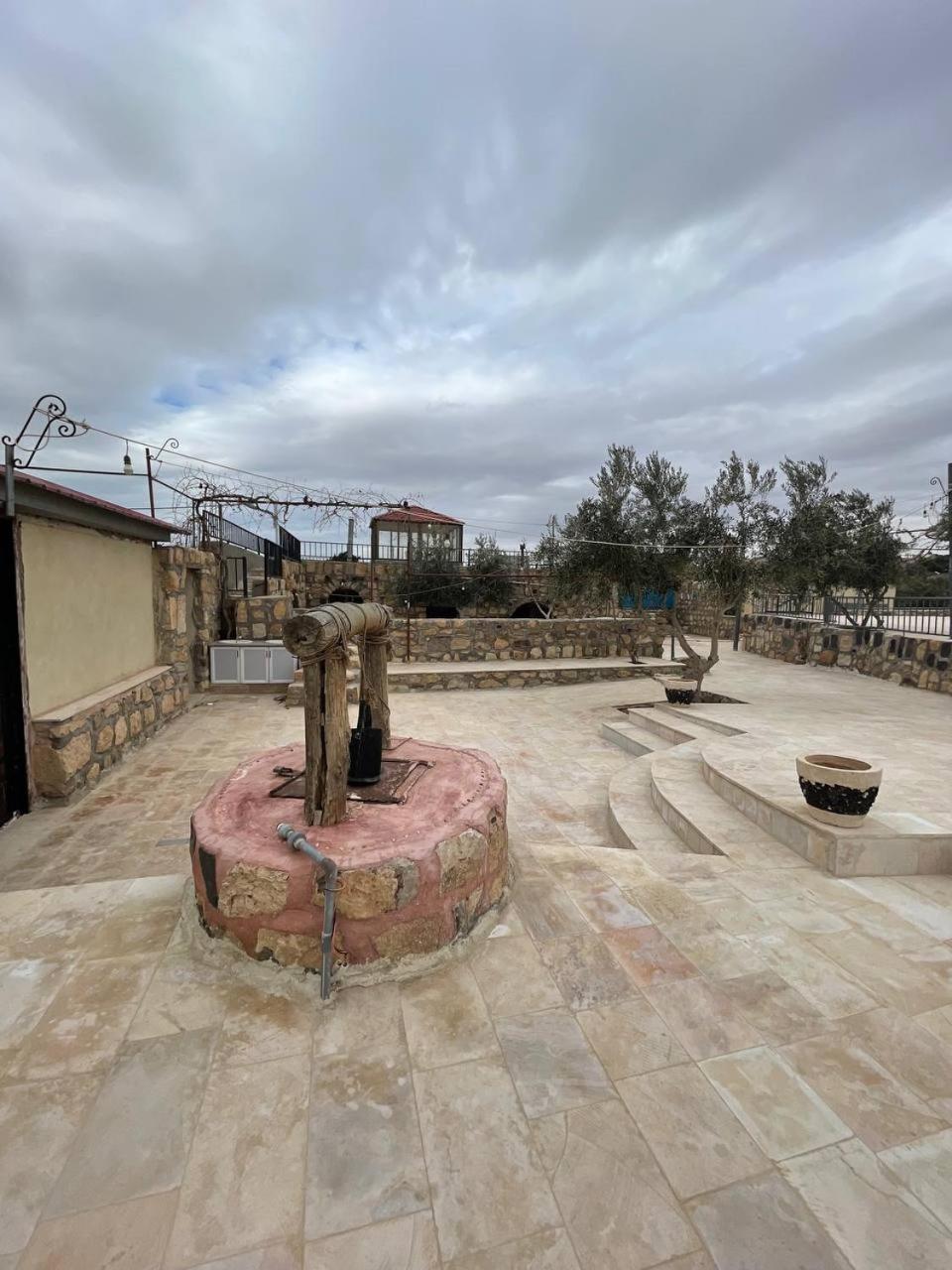 Heritige Inn Jordan Al-Qasr Bagian luar foto